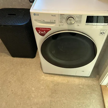 Free Parking Apartment *